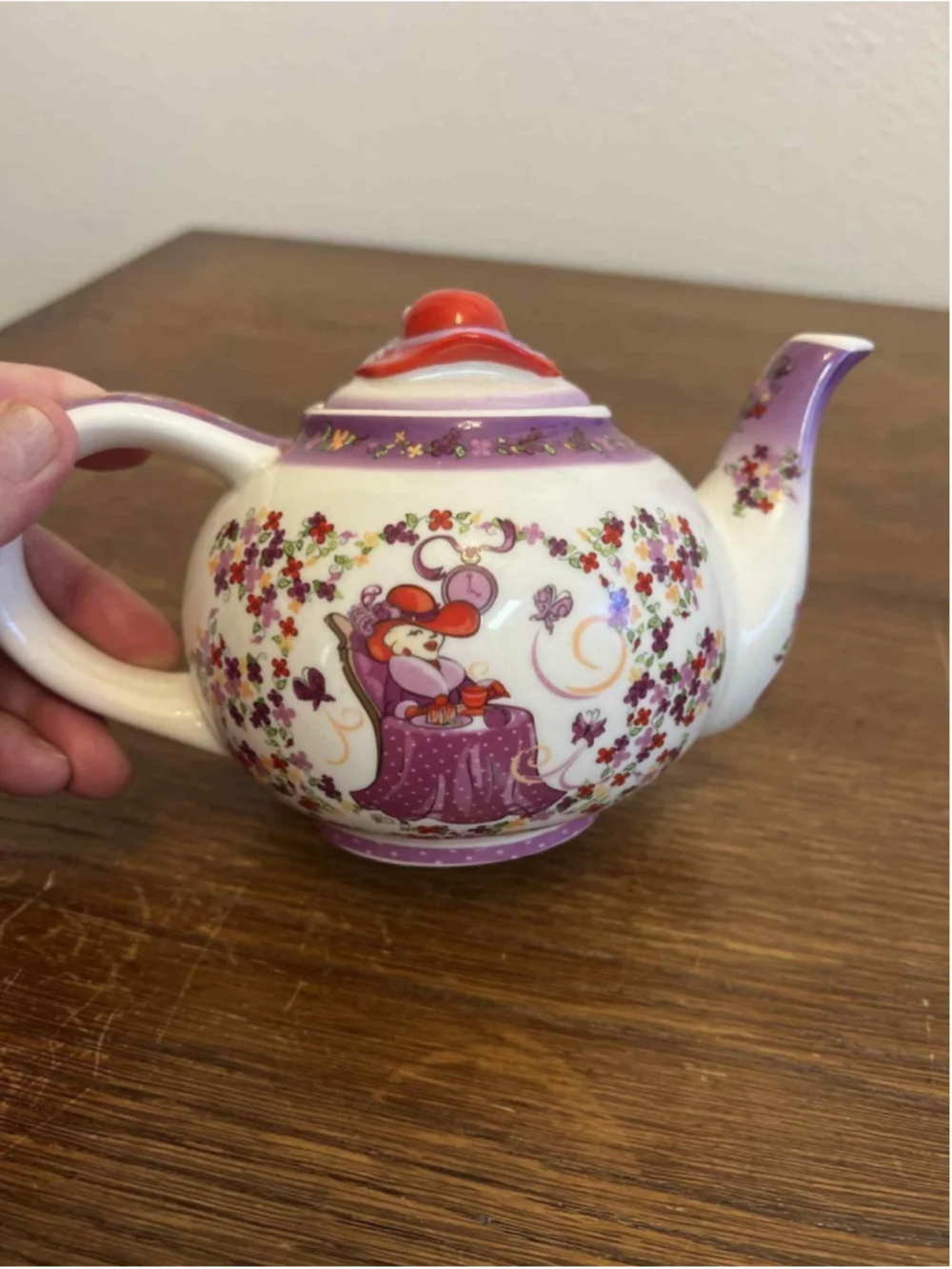 Cardew Design Red Hat Society Teapot 2004 Tea Time Collectible Novelty